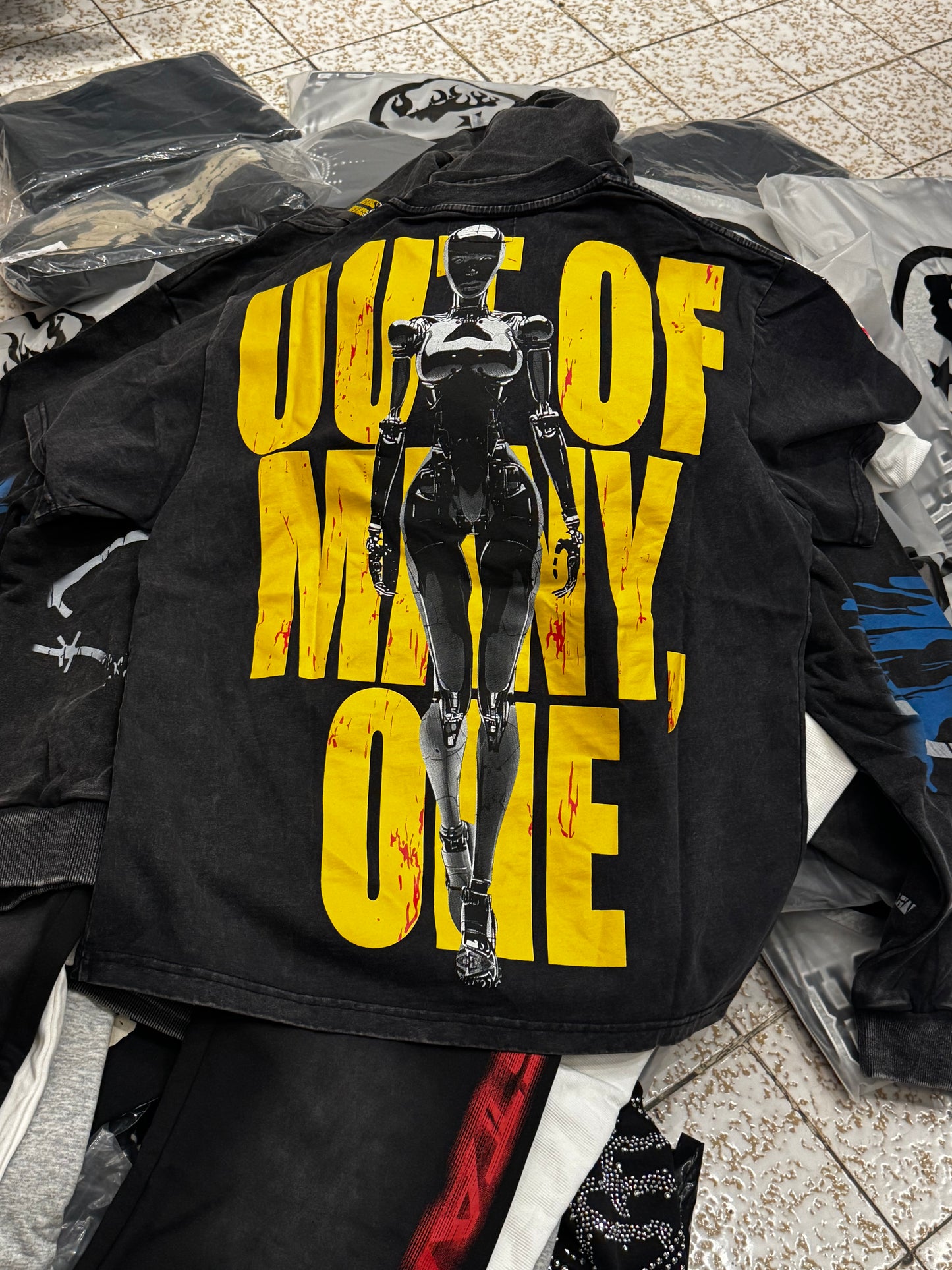 Playera Godspeed Robot