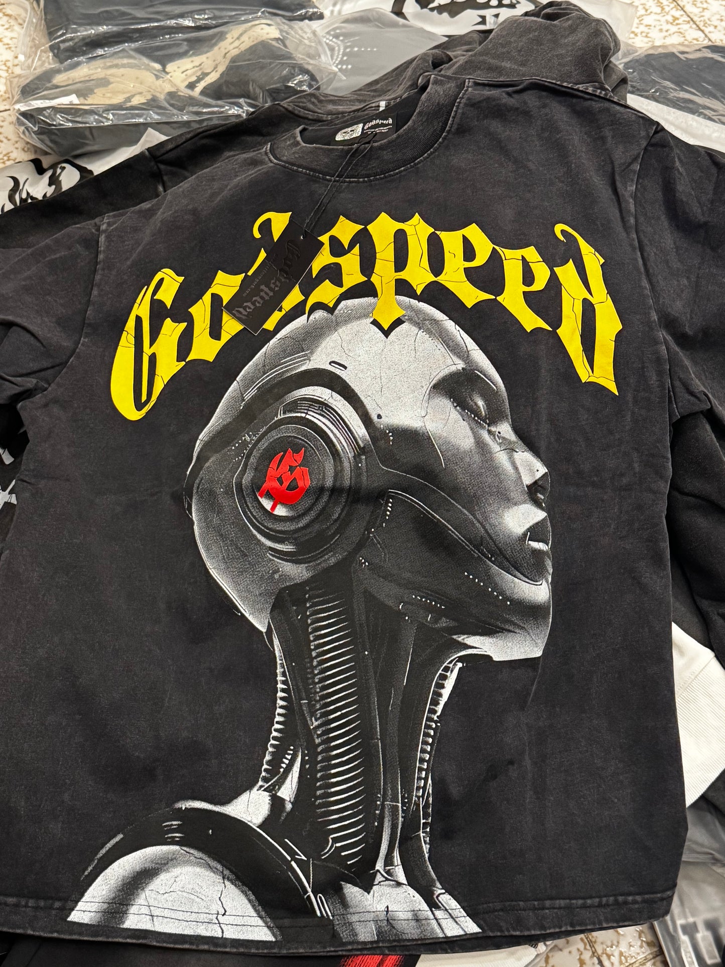 Playera Godspeed Robot